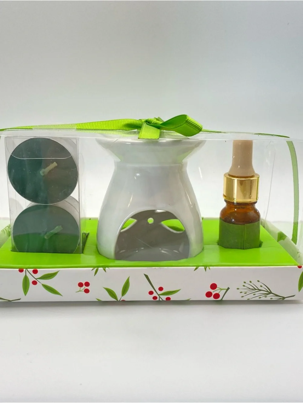 Pier 1 Ceramic Oil Warmer Gift Set w Green Tealight Candles Holiday Flower Scent